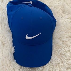 Never worn Nike hat
